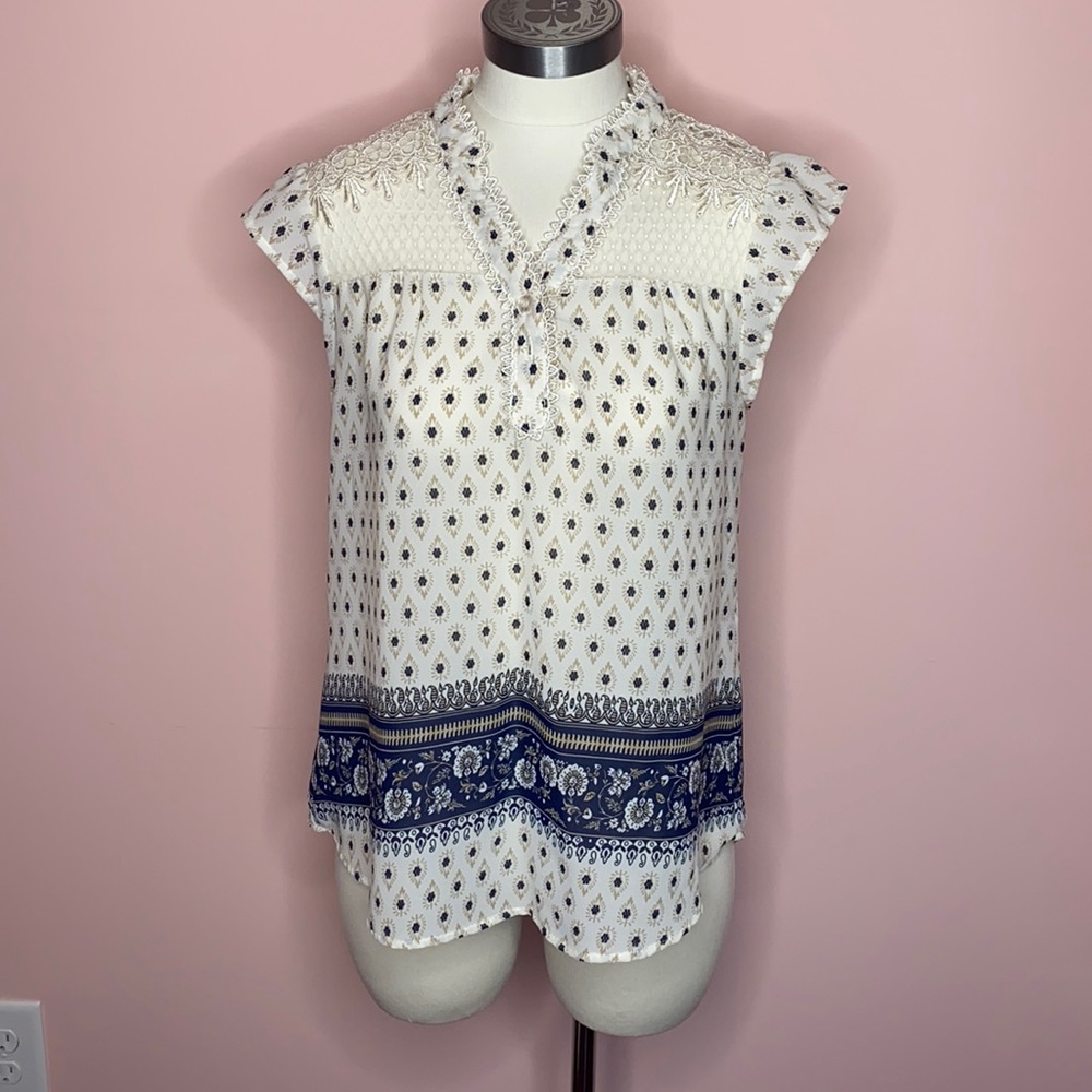 Miss Daisy Off White, Tan, and Blue Design Blouse